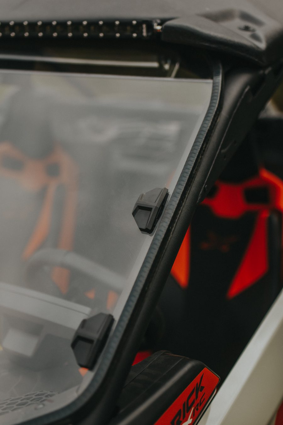 Can Am Maverick X3 Windshield (Fits all years X3 and 2021-2022 X3 XRC without intrusion bars) - Image 4