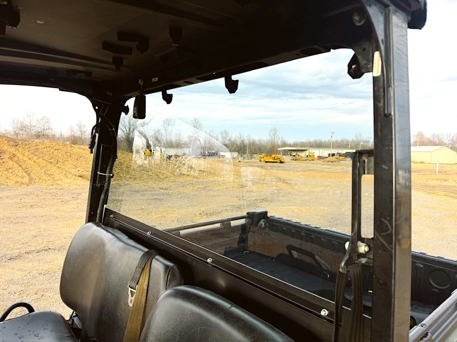 John Deere Gator XUV 835/865 Rear Panel - Image 2