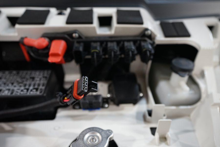 2024 Segway UT10 Crew Power Actuating Bed - Image 10