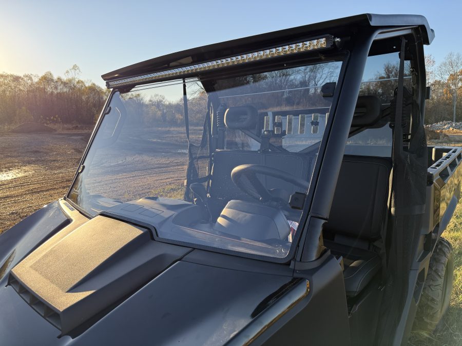 2025 Segway UT6 Front Windshield - Image 4
