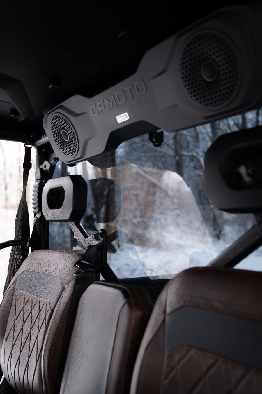 2025 CF Moto UForce U10 Pro Front Windshield Vented - Image 12